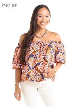 Manuhealii PA'INA Top